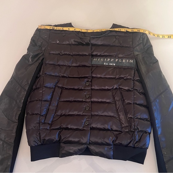 Statement Puffer Bomber Jacket Quilted Body Leather Sleeve Tiger Back Patch - Picture 12 of 16